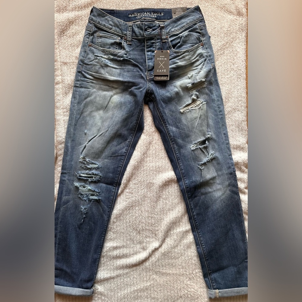 American Eagle women’s jeans